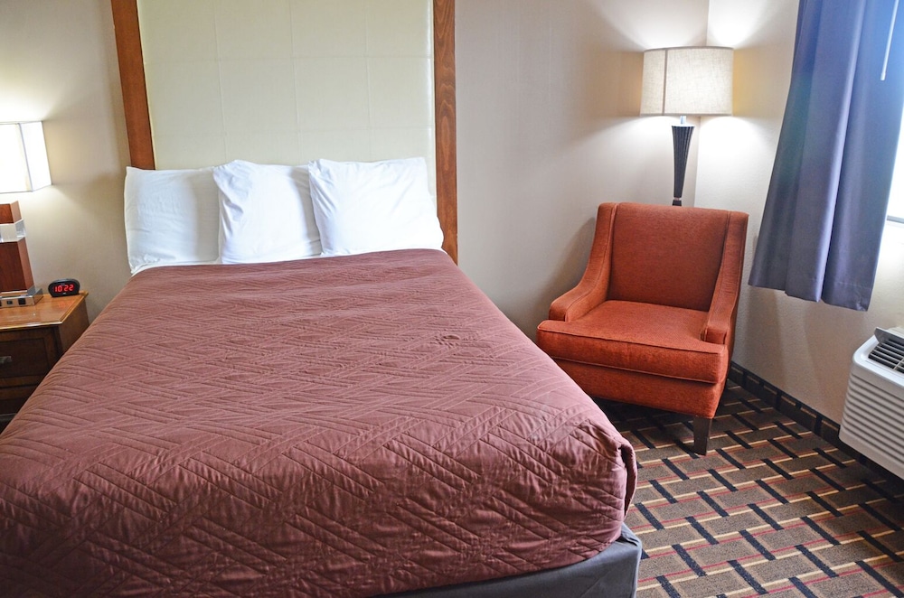 HERITAGE GRAND INN 30/100