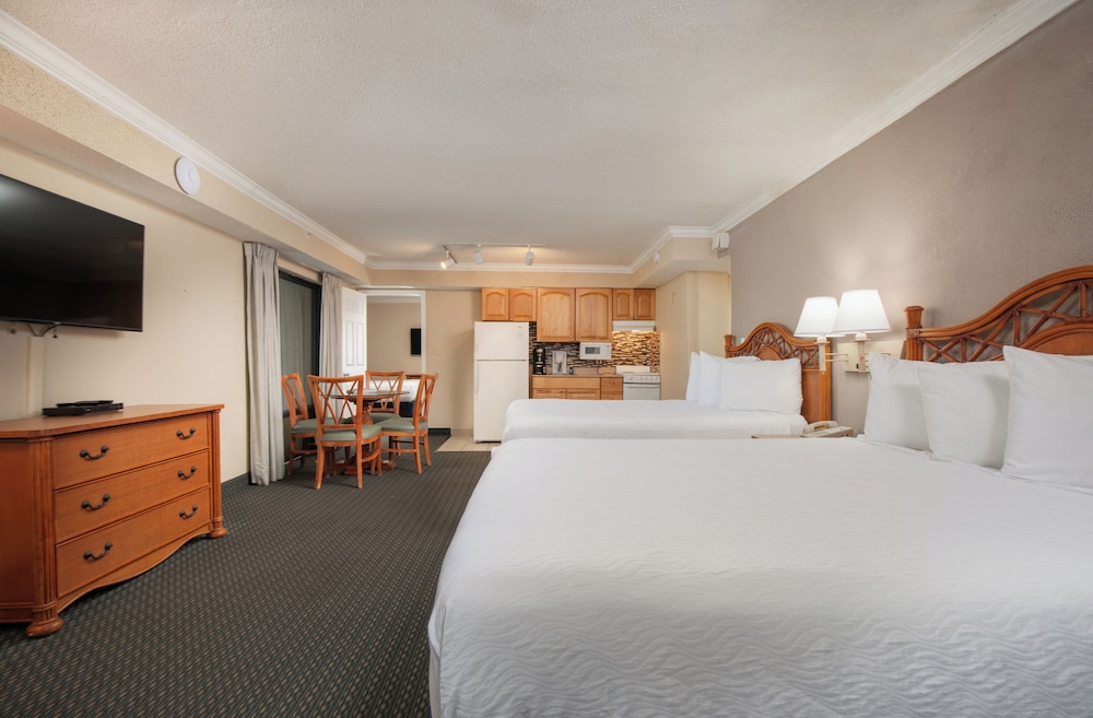 2 ROOMS, DELUXE, SUITE, NO BALCONY