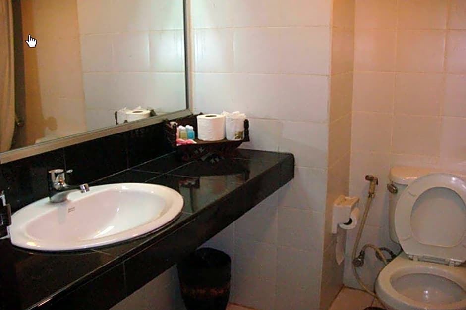 King Royal Garden Inn 29/32