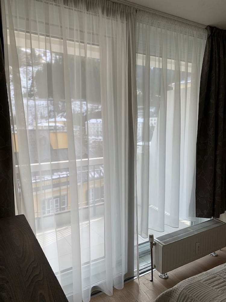 Haus Lothringen 16/50