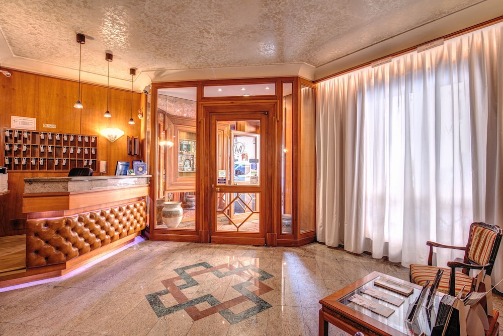 Hotel Verona Rome 37/56