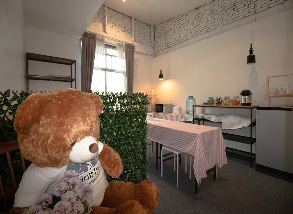 Oon Poshtel 34/50