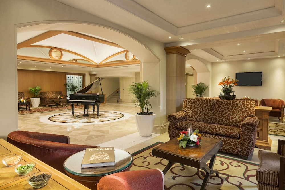 Ramada Plaza Palm Grove 29/54