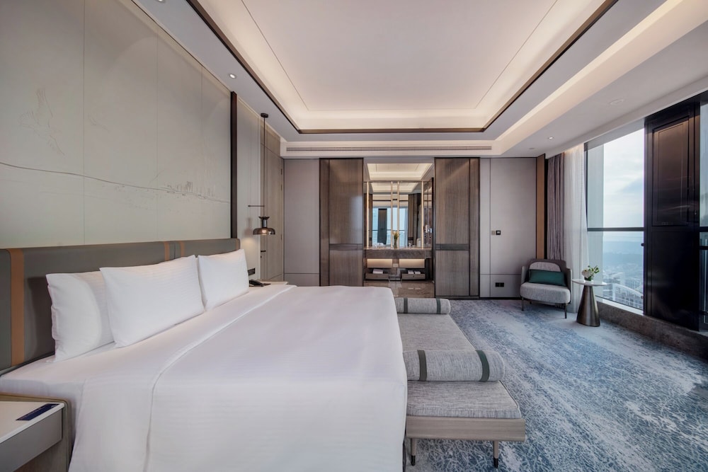 Wanda Realm Kunming 6/49