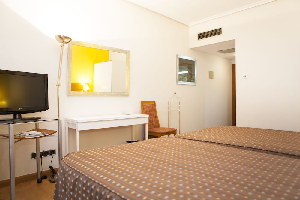 Hotel Sercotel Tres Luces 13/62