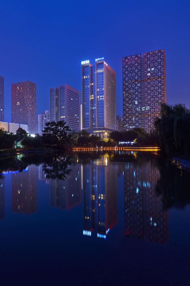 Radisson Blu Hotel Liuzhou 45/50