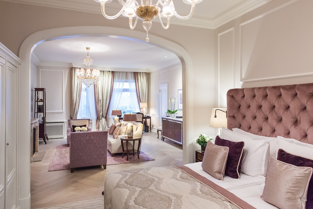 Fairmont Vier Jahreszeiten 52/75
