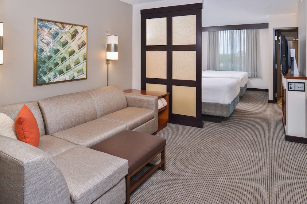Hyatt Place Herndon/Dulles Airport-East 45/69