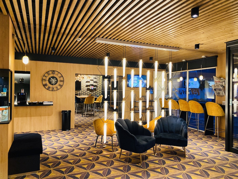 HOTEL CENTER BREST 38/48