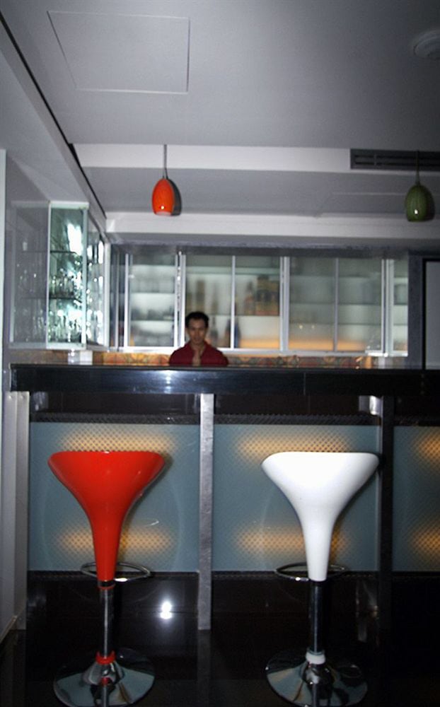 The Cozi Inn Bangkok 45/47