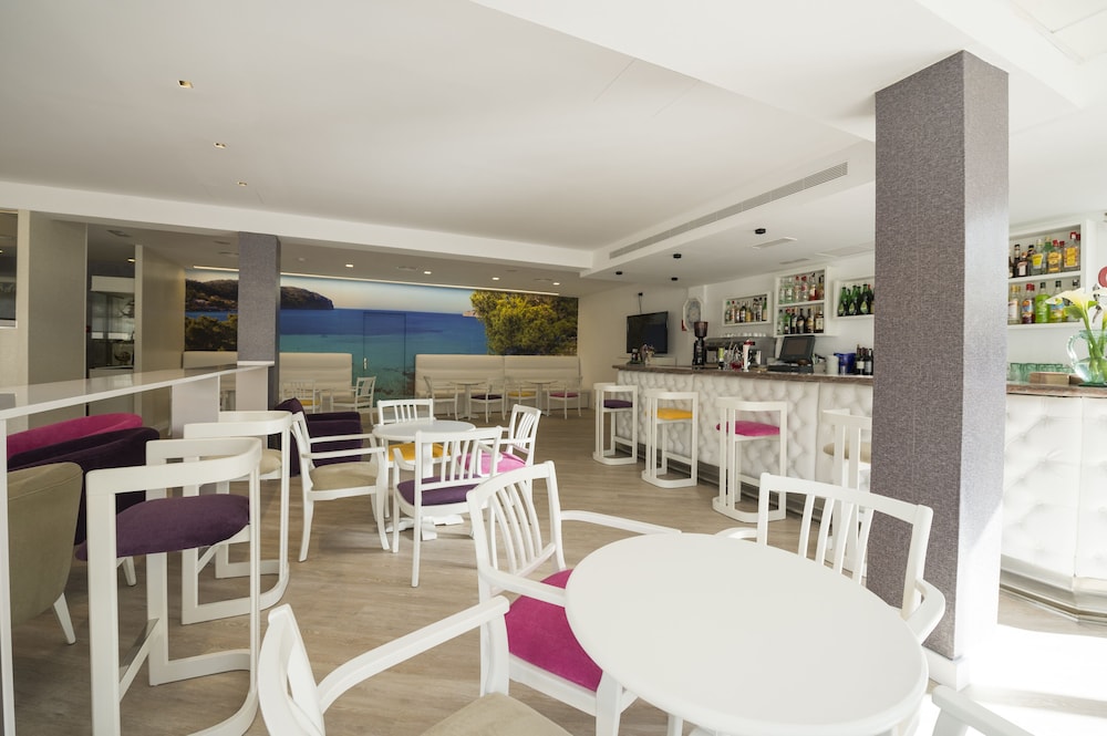 Venecia Hotel 52/64