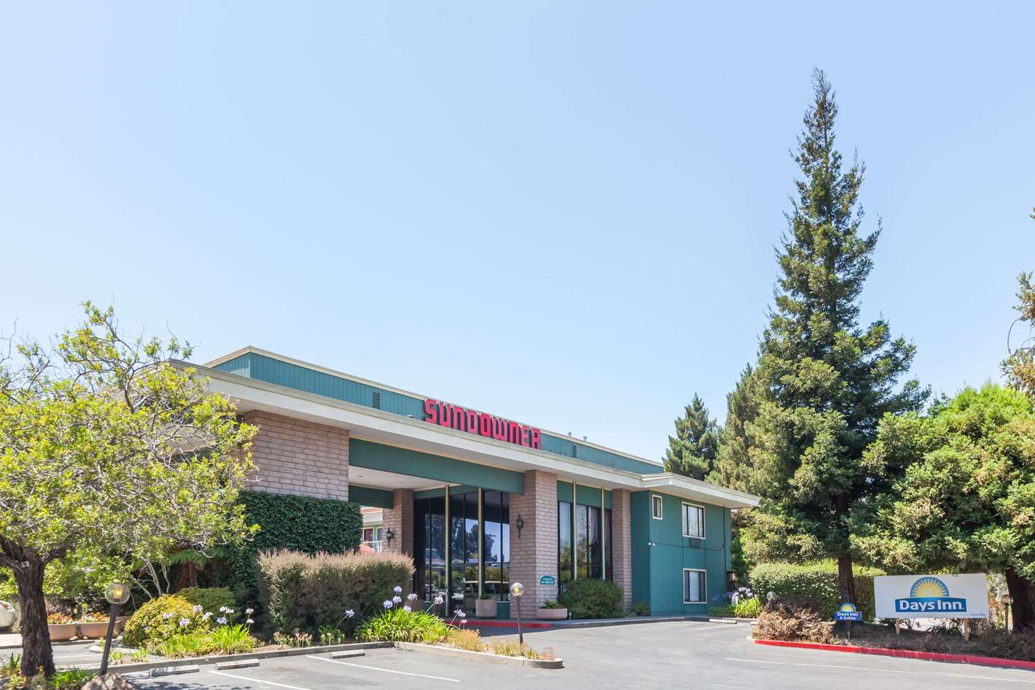 Days Inn & Suites By Wyndham Sunnyvale 2/36