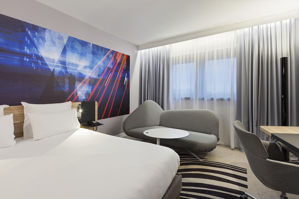 غرفة تنفيذية بسرير كينج، Novotel Tours Centre Gare 4/10