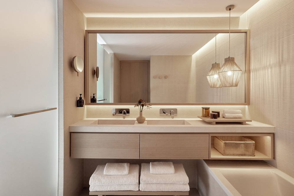 JUNIOR SUITE, DELUXE, SEA VIEW