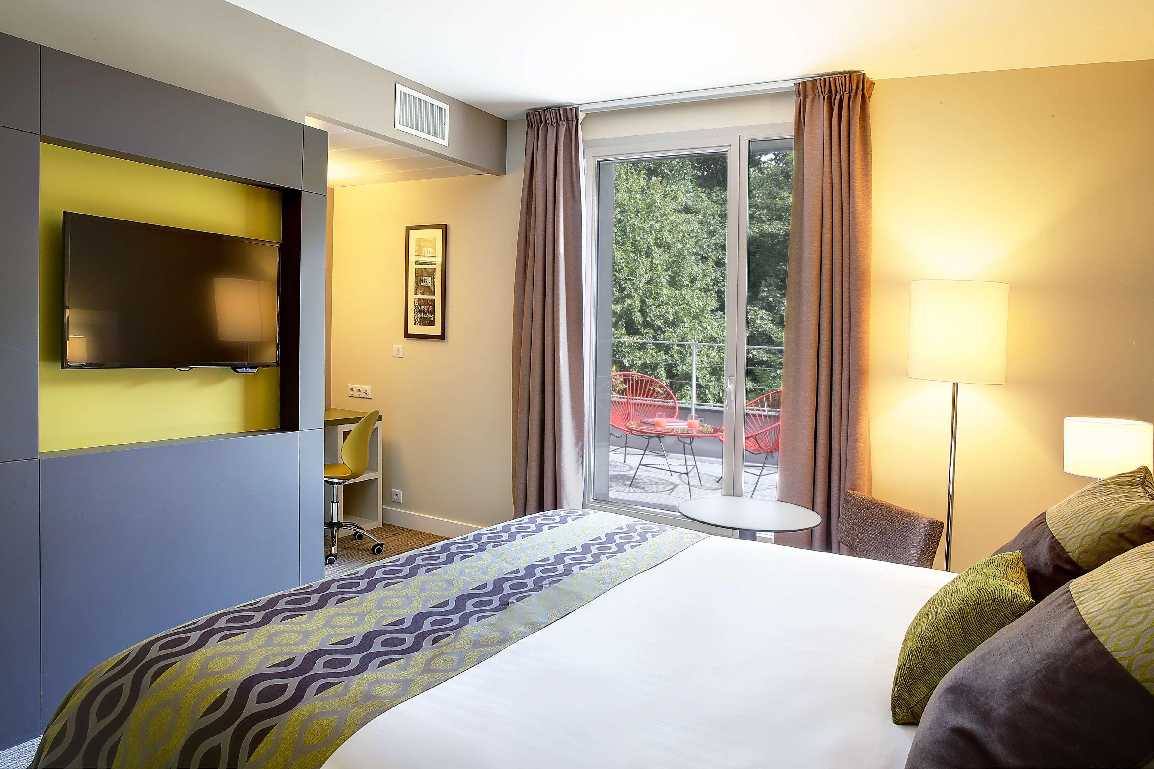 غرفة تنفيذية بسرير كينج، Best Western Plus Paris Meudon Ermitage 2/3