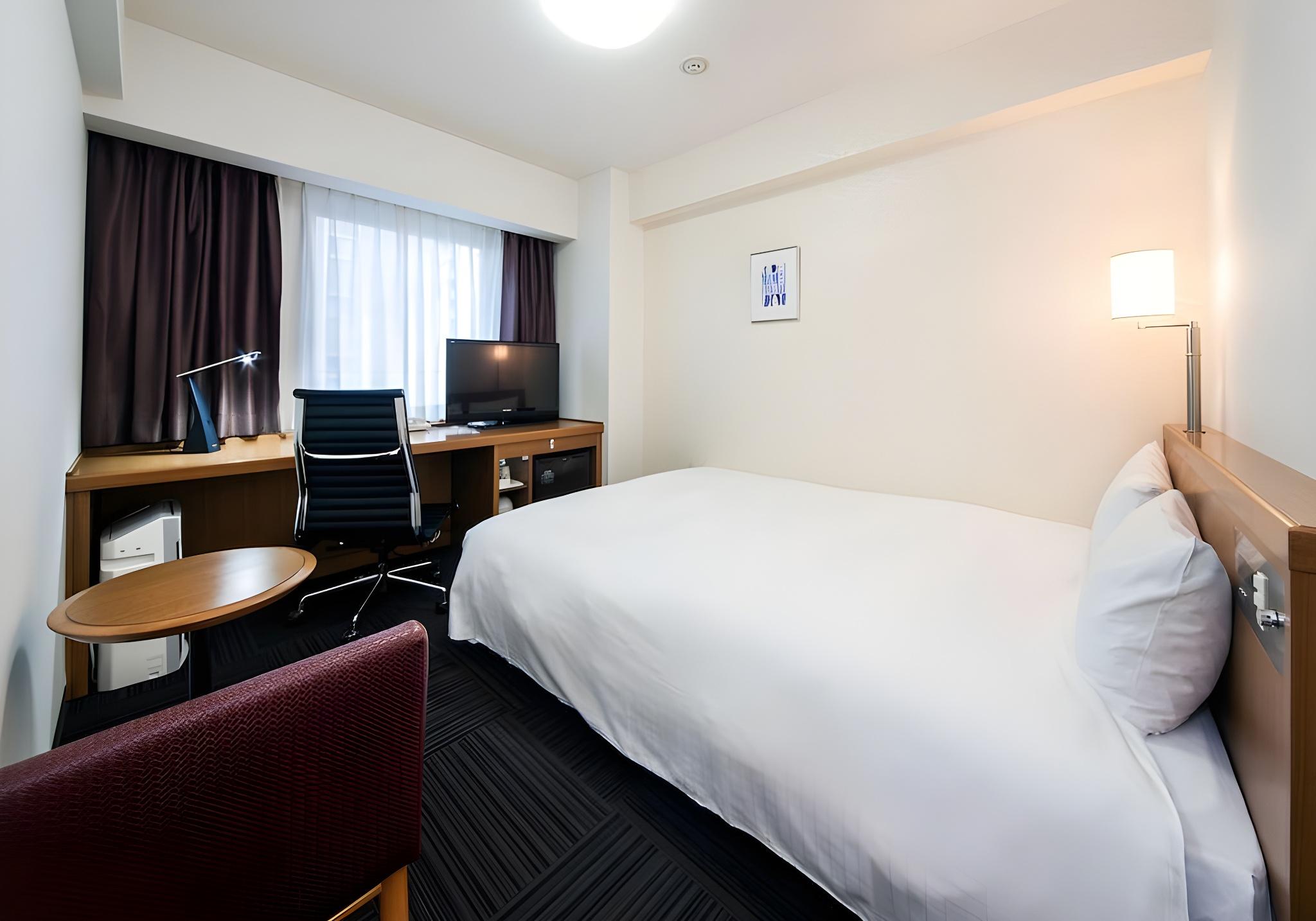 Semi Room, Semi Double Bed, Smoking
