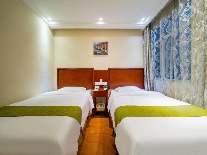GreenTree Inn Shanghai East Xietu Road Jiuyuan Express Hotel 33/47