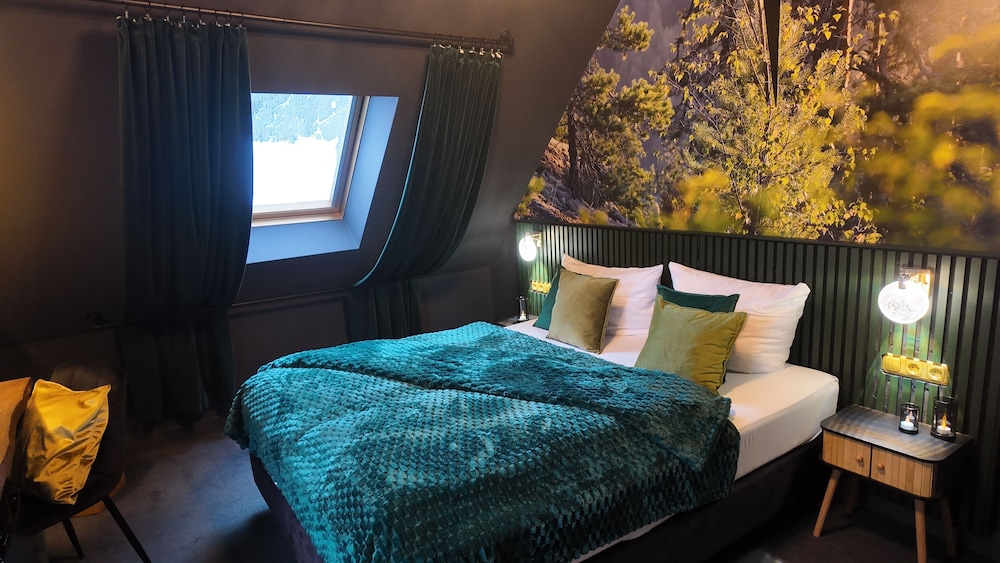 1 Bedroom, Design, King Bed