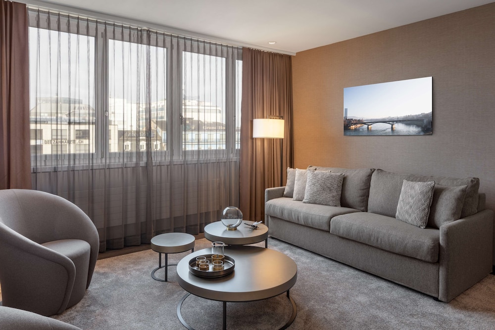 Hotel Victoria 33/62