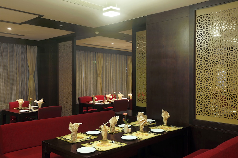 Hotel Mumbai House 36/50