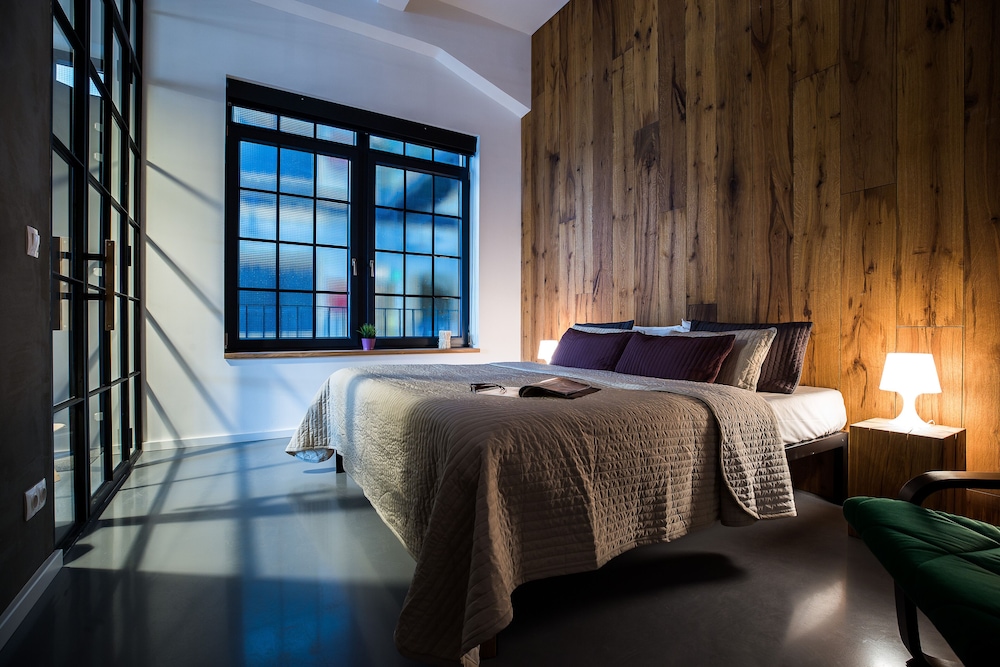 Loft Astoria 18/33