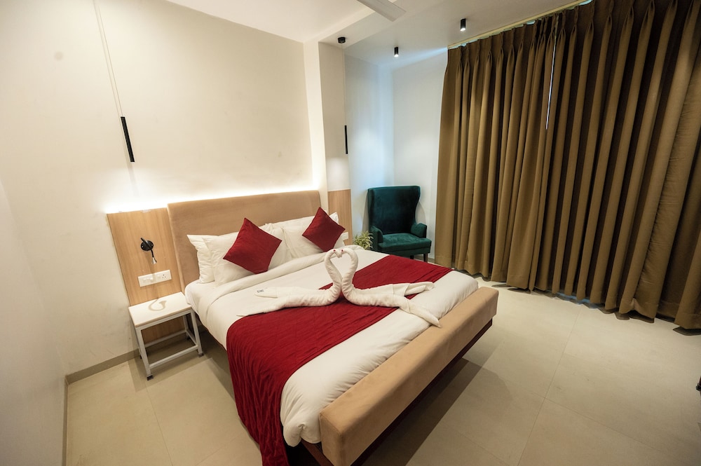 Hotel Varuna 15/46