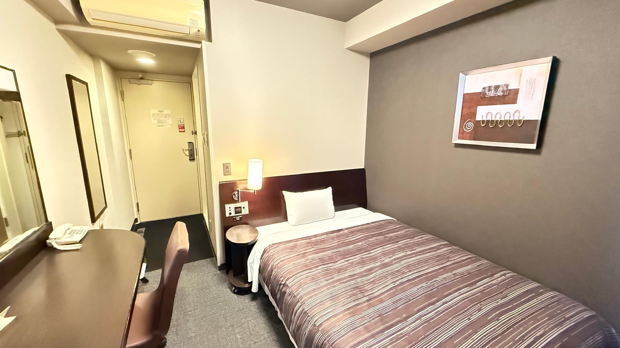 Comfort, Single, Night View