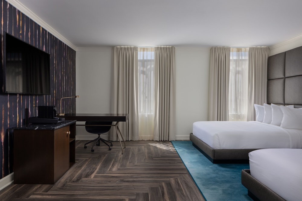 Hotel Deco Omaha, Tapestry Collection by Hilton 8/64