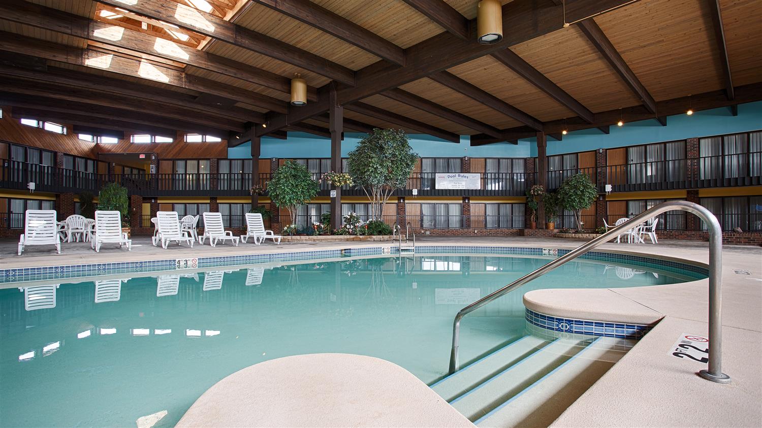 Crossroads Hotel & Event Center 12/16