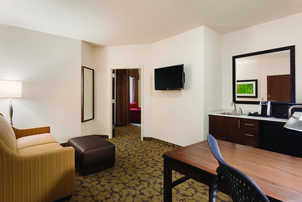 Hilton Garden Inn Rochester Downtown NY 40/66