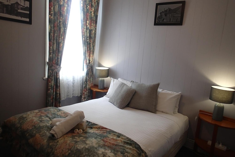 Bischoff Hotel 17/62