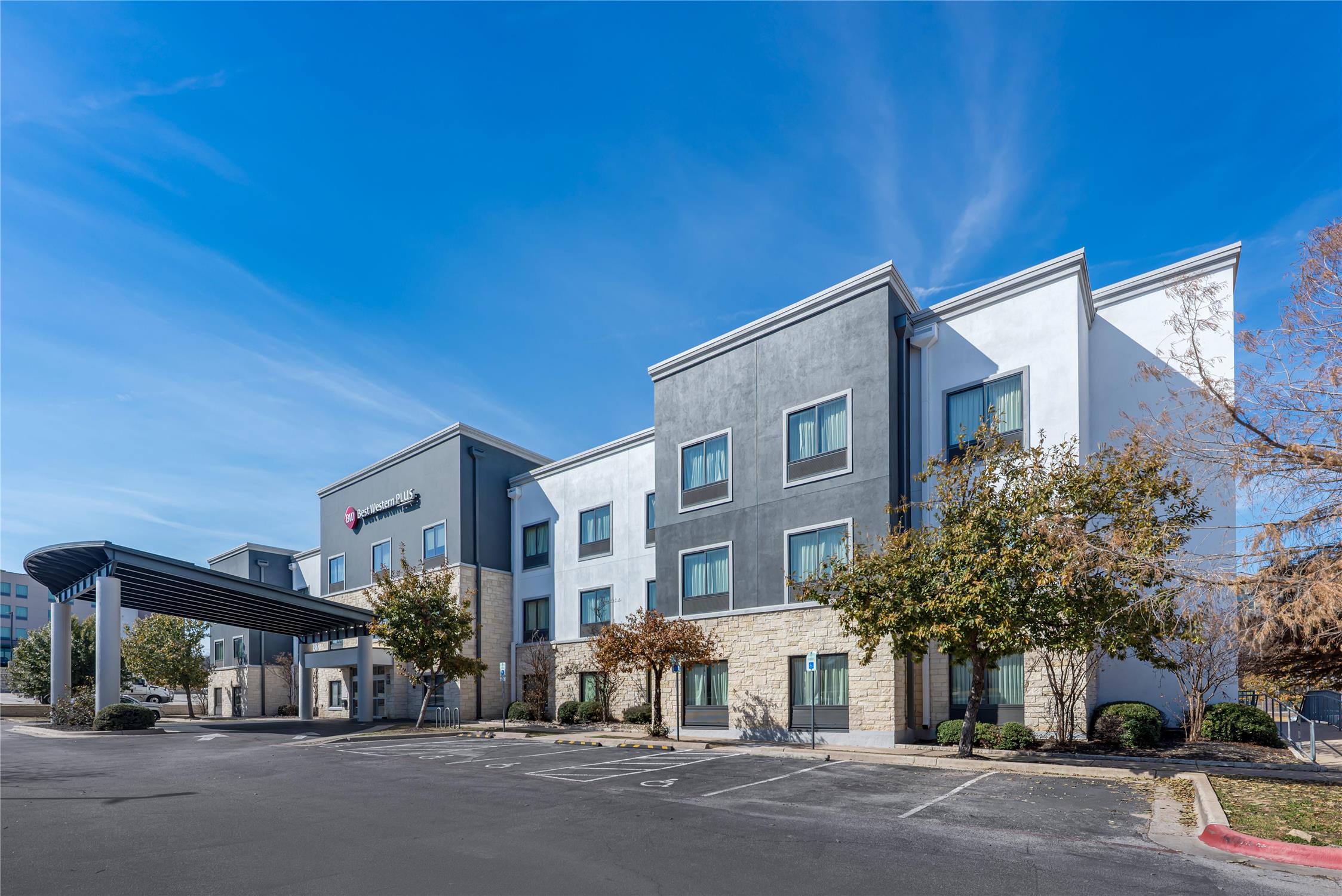 Best Western Plus Austin Airport Inn and Suites 25/31