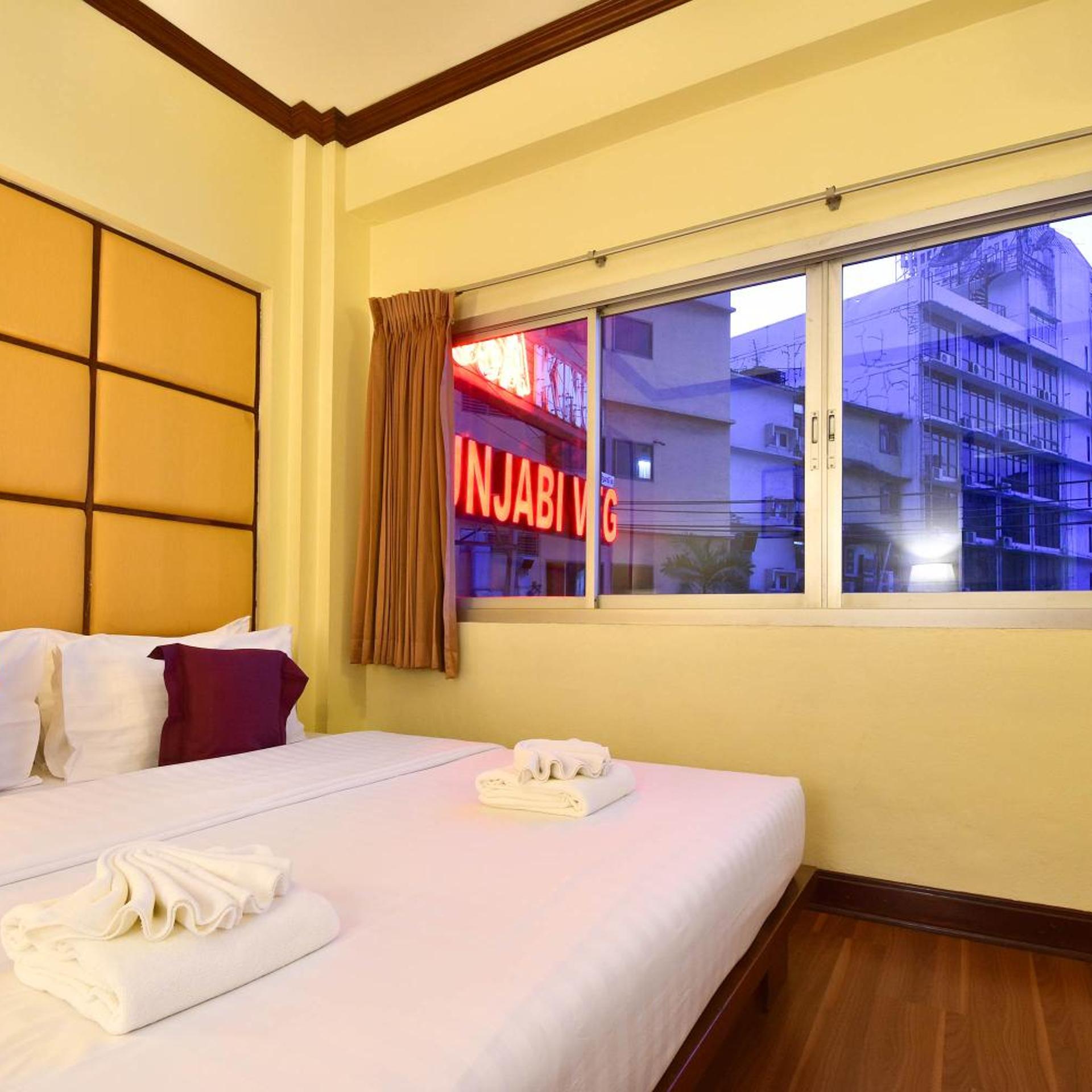 GRAND BUSINESS INN 16/52