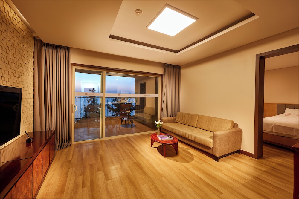 El Dorado Resort 33/51