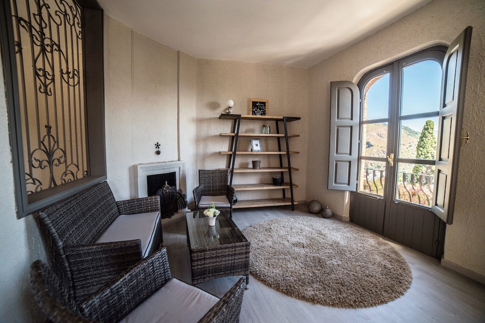 Hotel Villa Fiorita 38/66