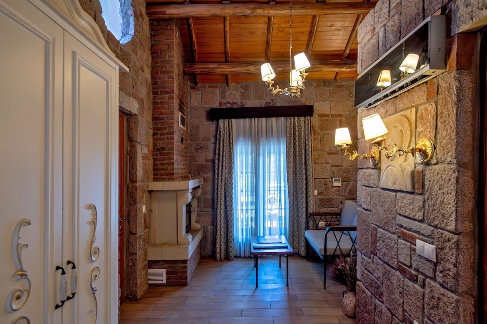 WINEPORT LODGE AGVA 43/84