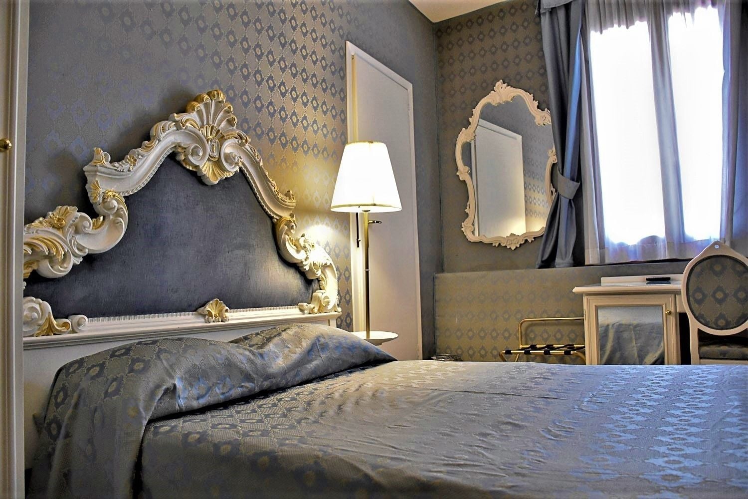 ECONOMY, DOUBLE BED, PRIVATE BATHROOM