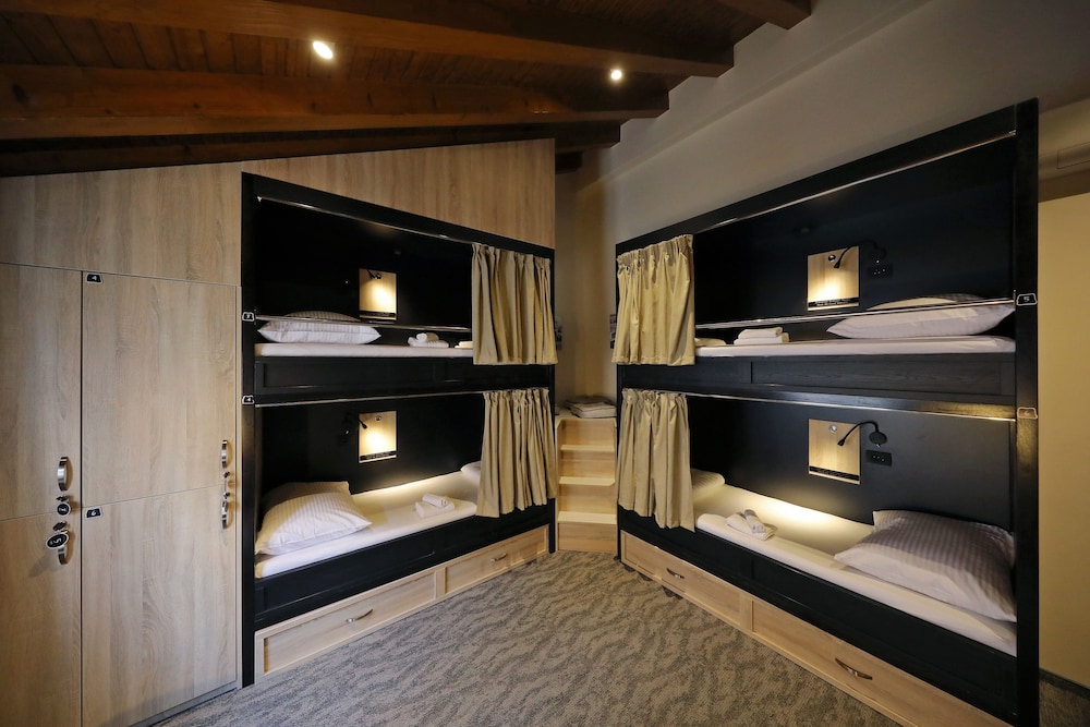 Downtown Boutique Hostel 11/50