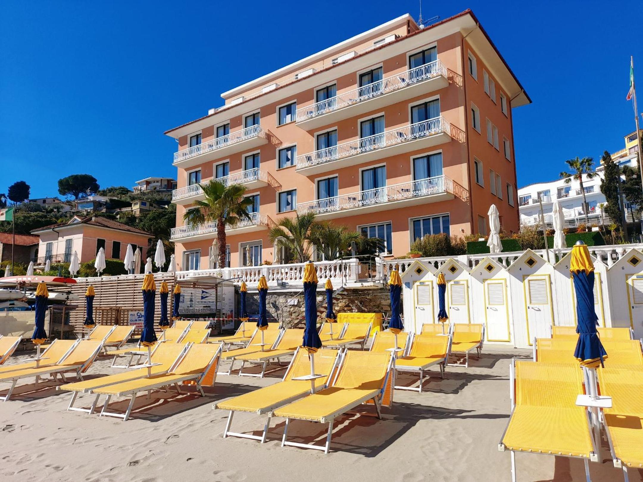 Hotel Golfo E Palme 41/50