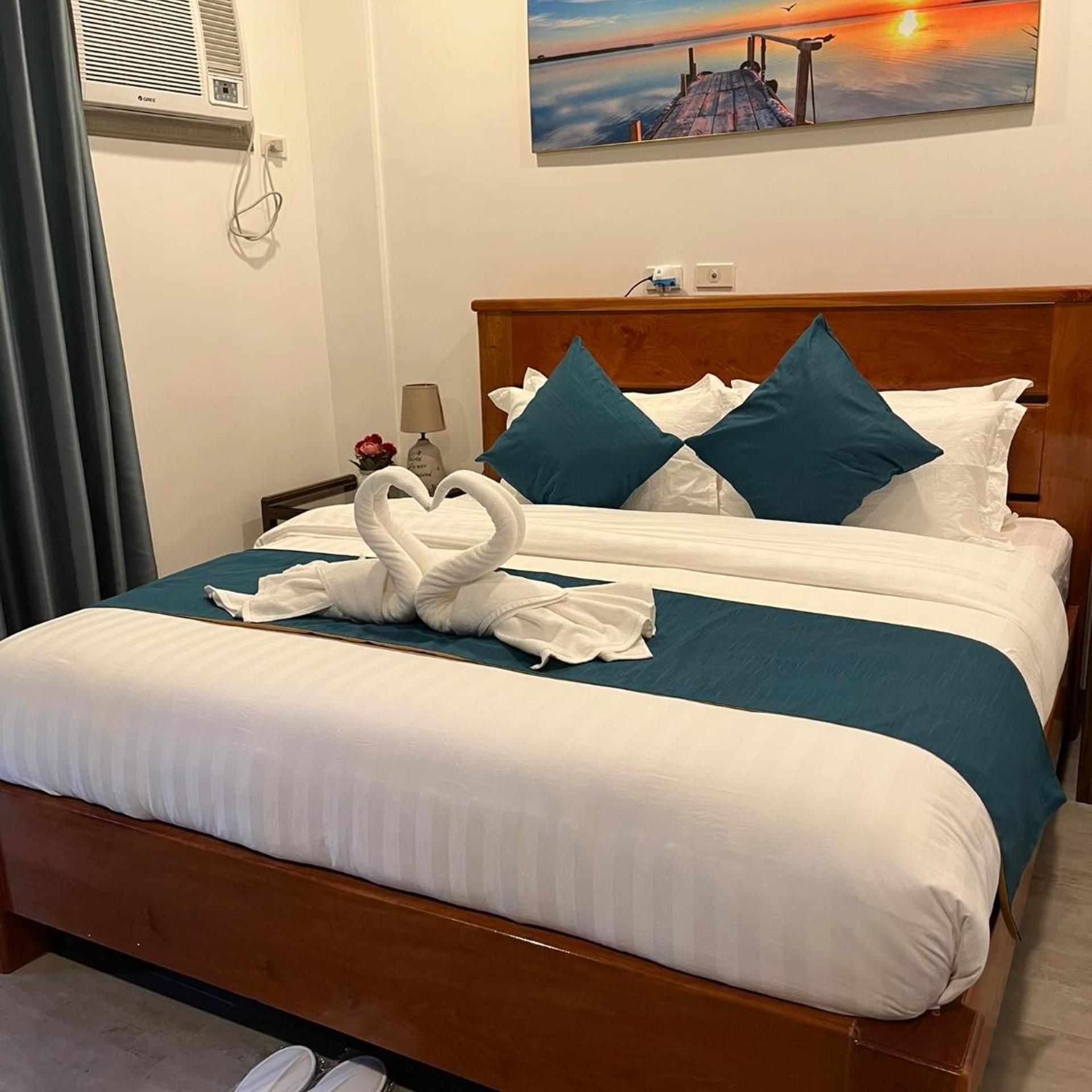 Ocean Star Hotel Coron 19/50