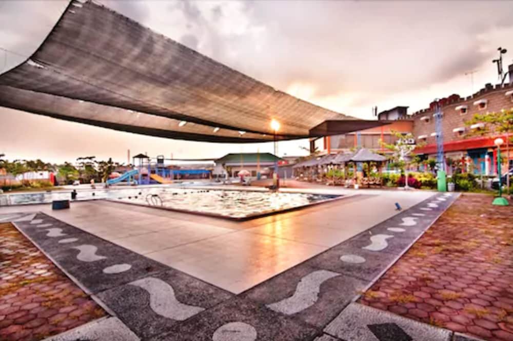 Mandarin Hotel Pekalongan 48/51