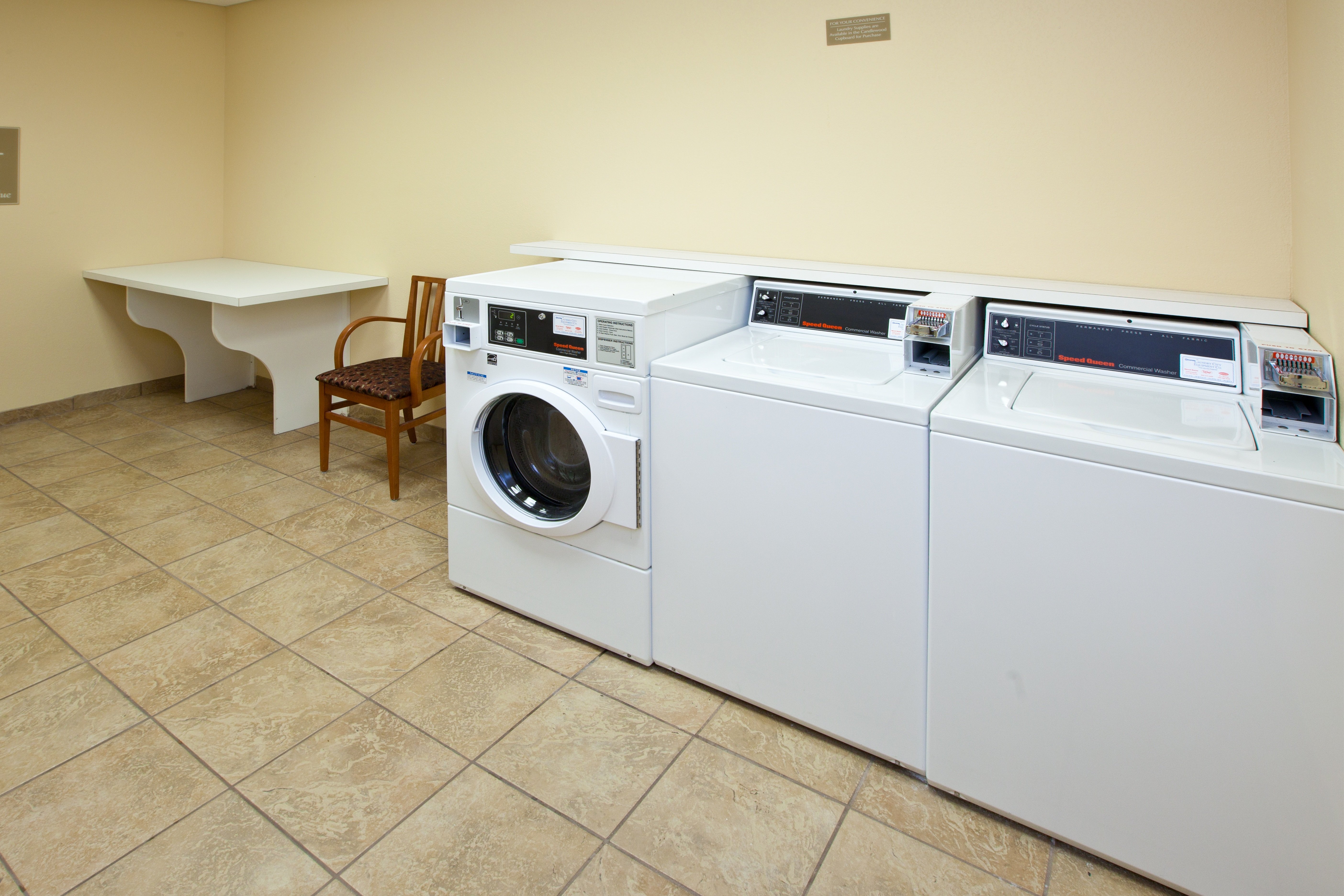 Candlewood Suites Lafayette 4/16