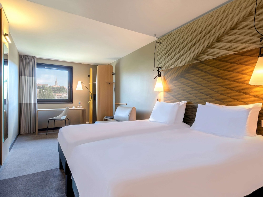 Ibis Budapest Castle Hill 17/77