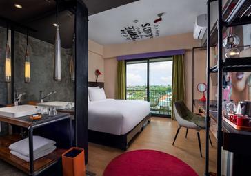 Studio, Double Bed, City View