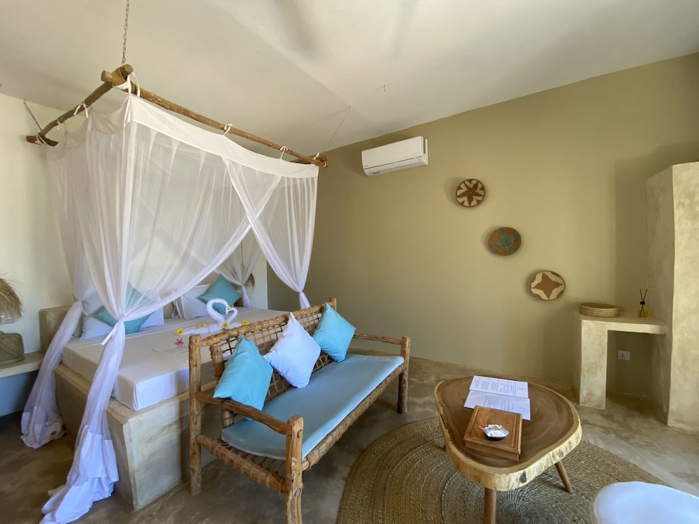 Zen Boutique Resort 10/50