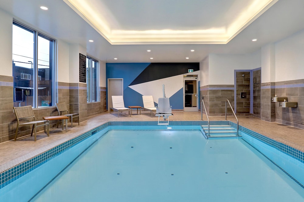 Hyatt Place Prince George 25/50