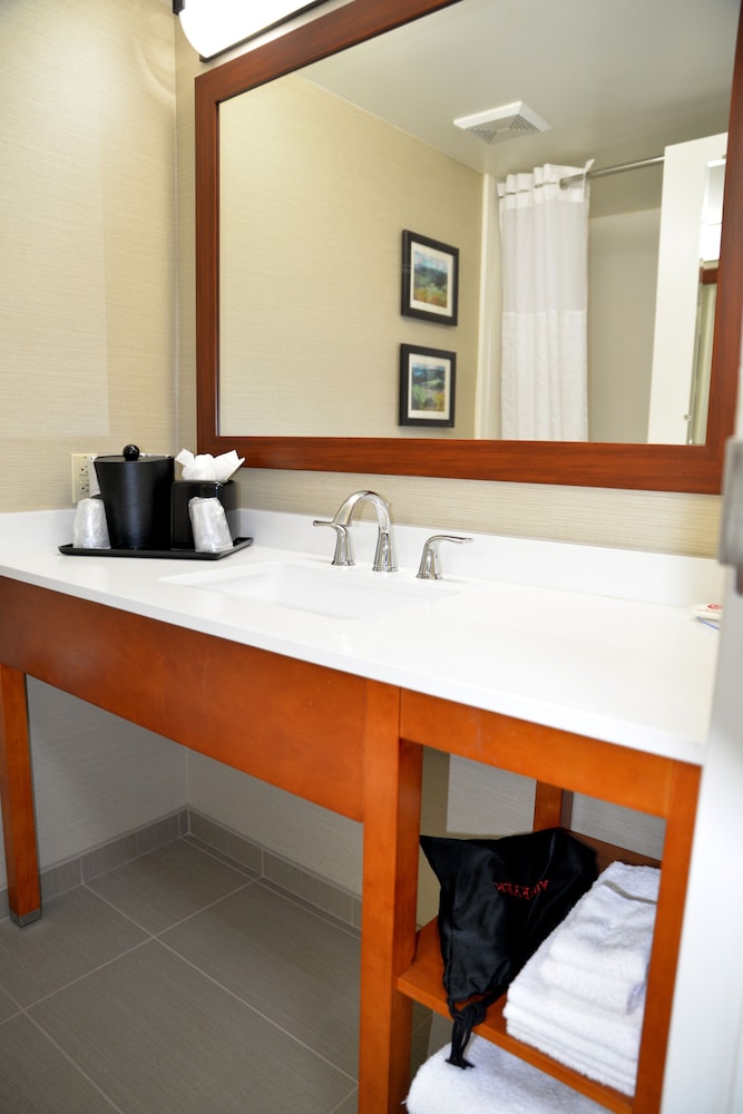 Comfort Inn University Durham Chapel Hill Formerly Comfort Inn University 27/32