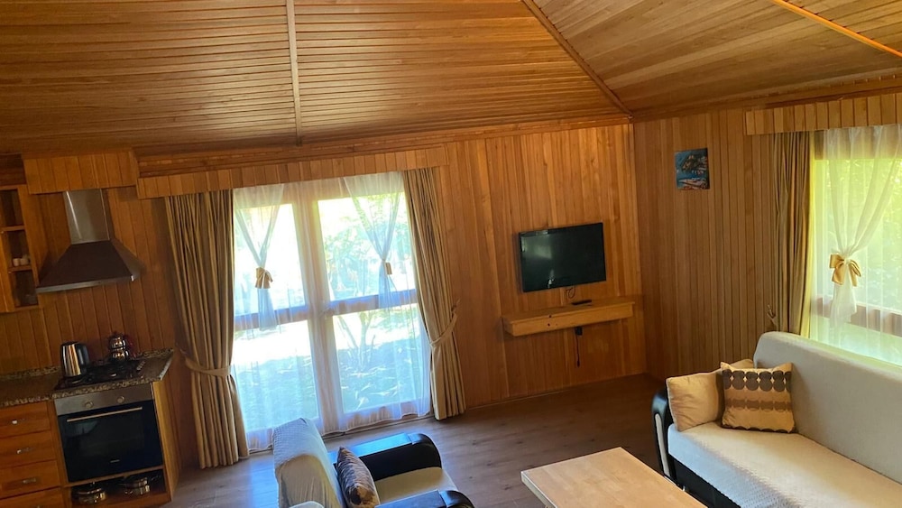 Turkuaz Bungalows 20/48