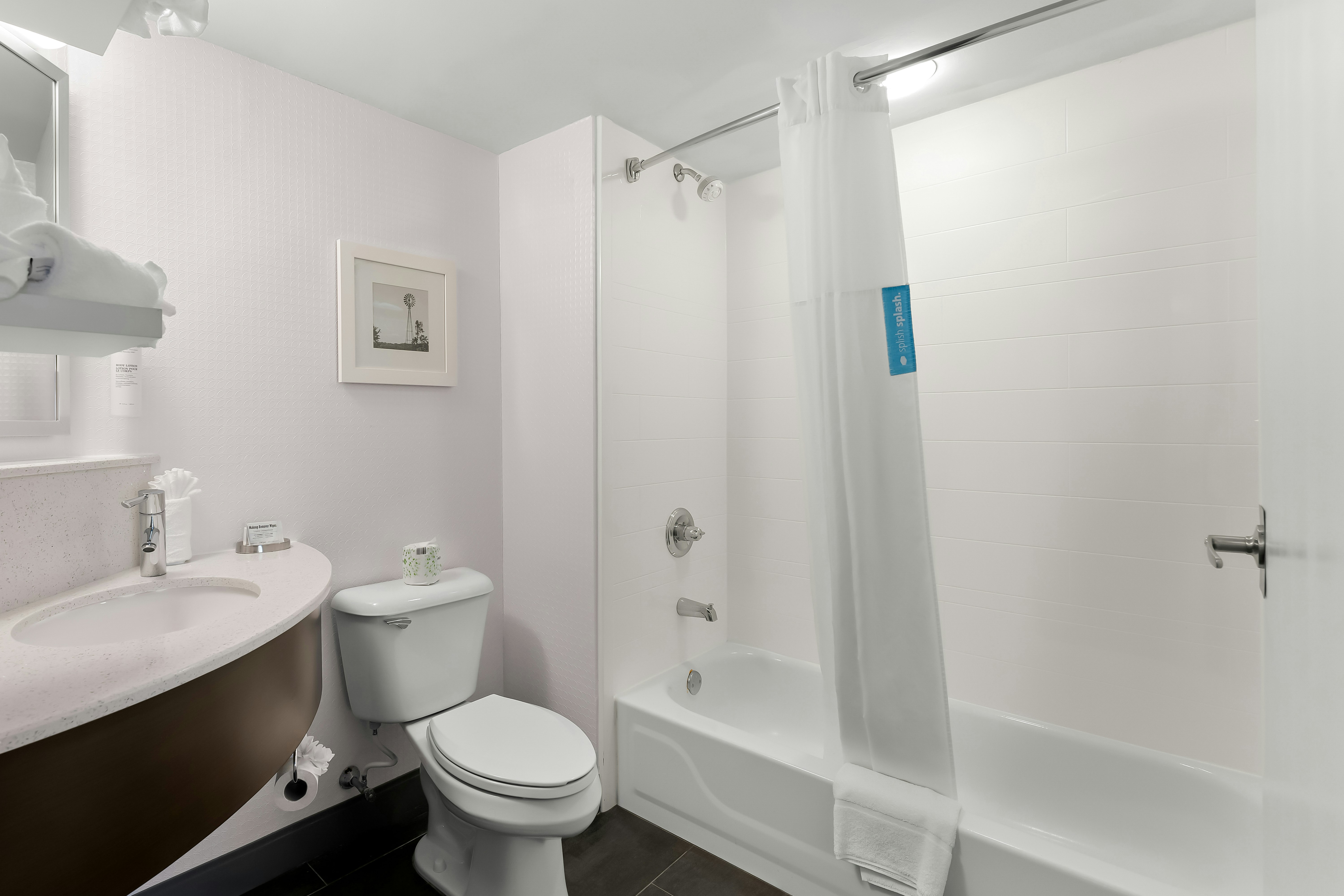 غرفة بسريرين مزدوجين، Hampton Inn Suites Newtown 5/5