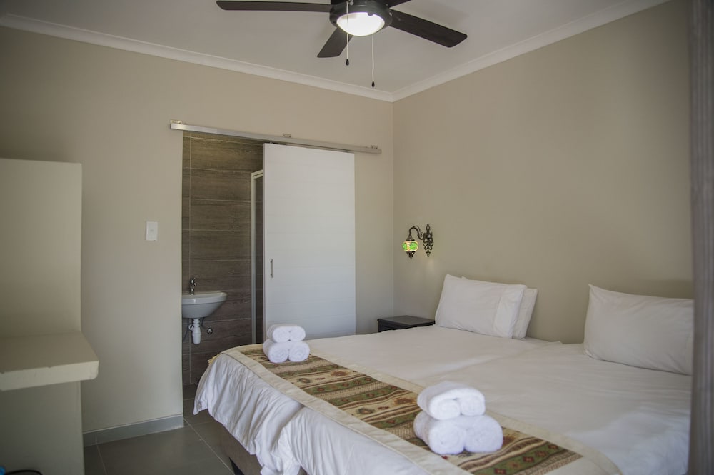 Tsumeb Backpackers 17/50